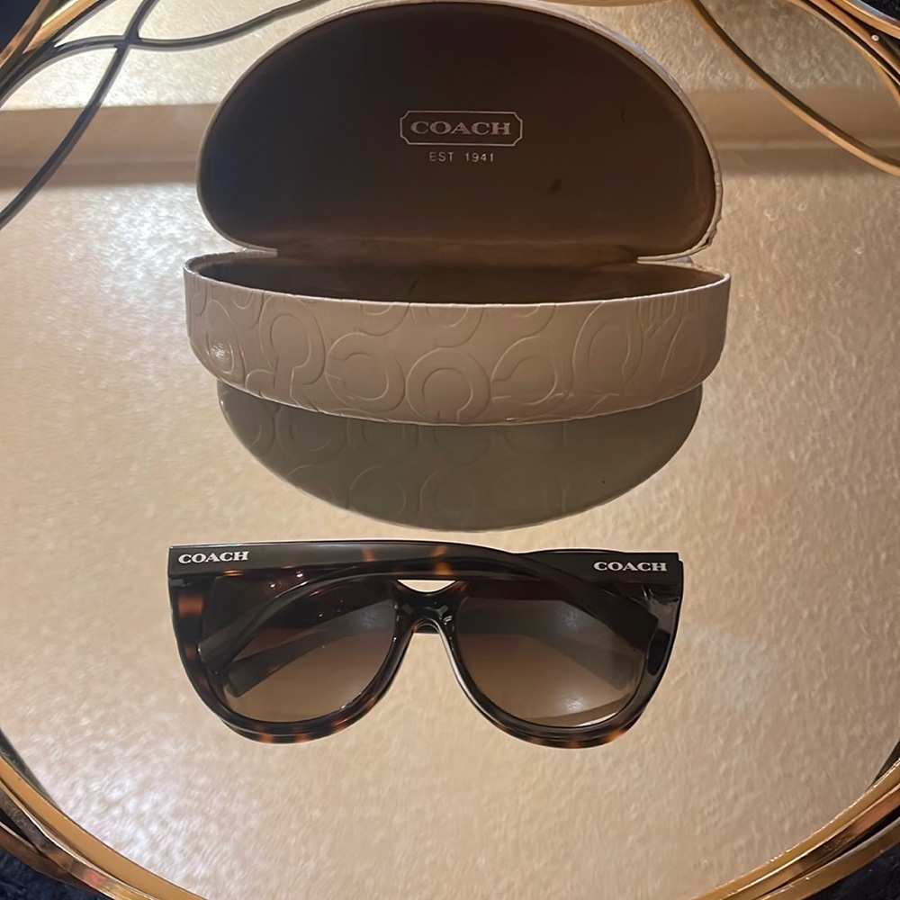 Coach Glasses no scratches with Case